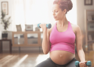 Can you lift weights while pregnant? 2 Can you lift weights while pregnant?