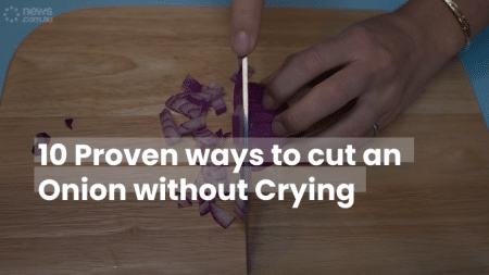 10 Proven ways to cut an Onion without Crying 1